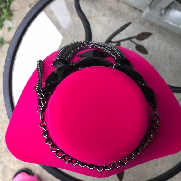 Chunky Statement Necklace - Picture 7 of 7